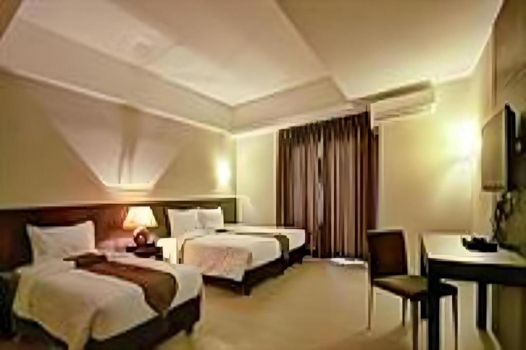Sequoia Hotel Quezon City Exterior photo